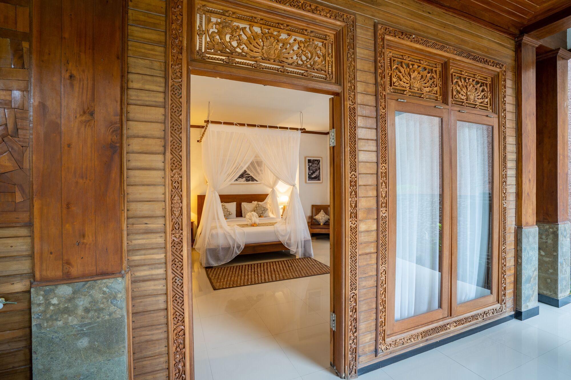 Budhi Ayu And By Mahaputra-chse Certified 3*