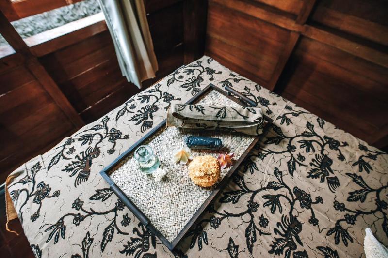 Budhi Ayu And By Mahaputra-chse Certified Ubud (Bali)